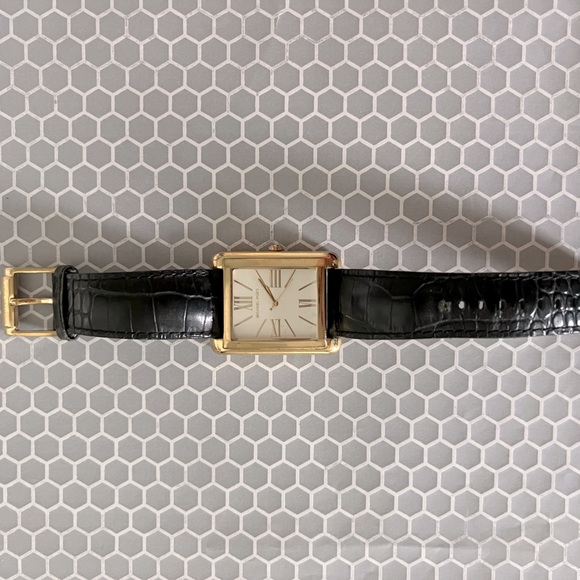 MK Watch - Picture 9 of 9